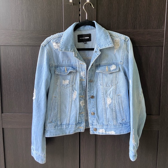 FashionNova Jean Jacket - Picture 1 of 6